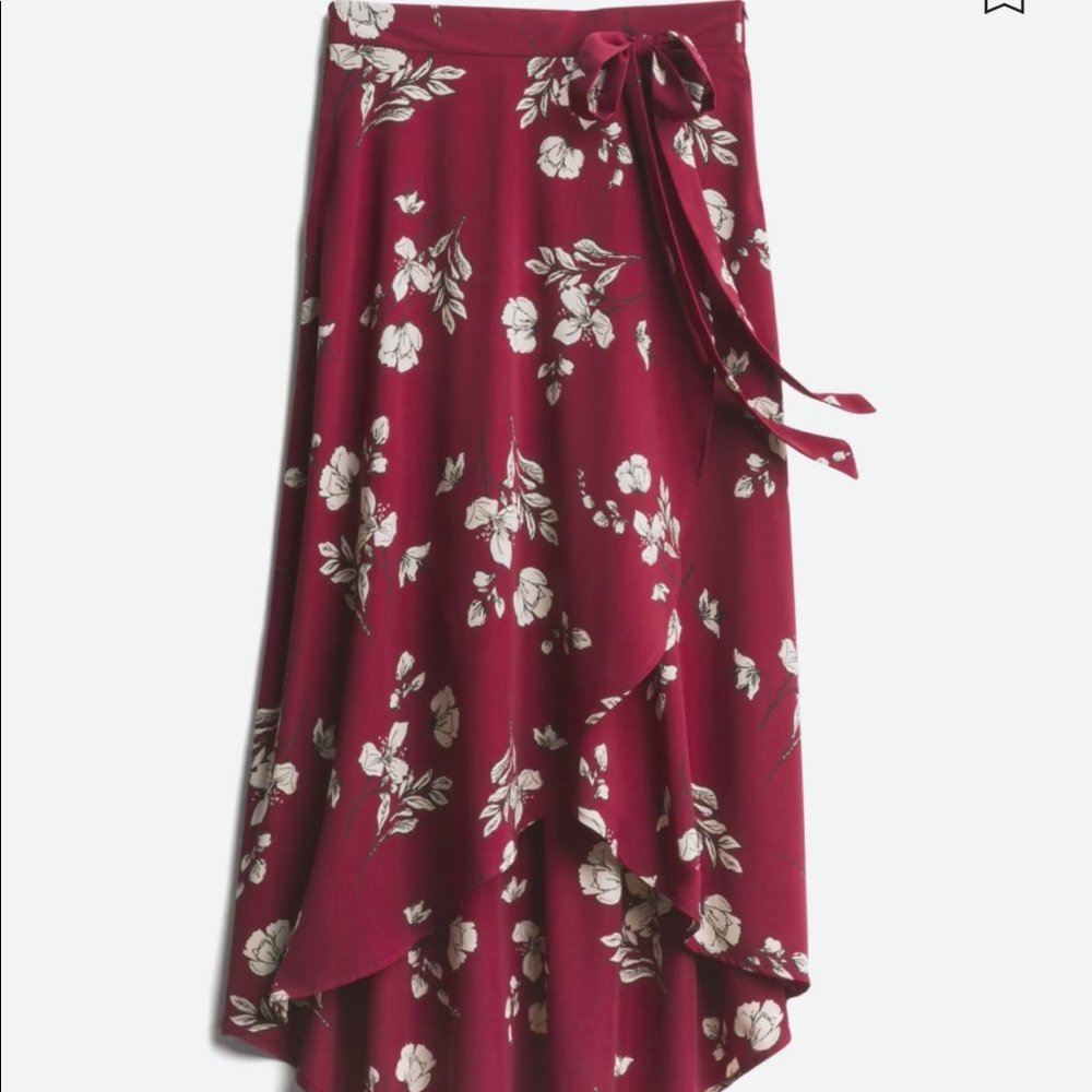 Le Lis Collection high/low Skirt